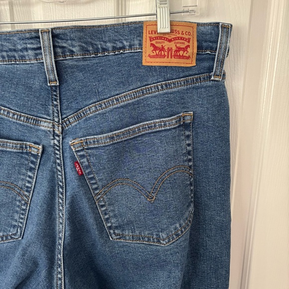 Levi’s Weggie high rise Blue Straight Jeans SZ 16 W - Picture 6 of 9